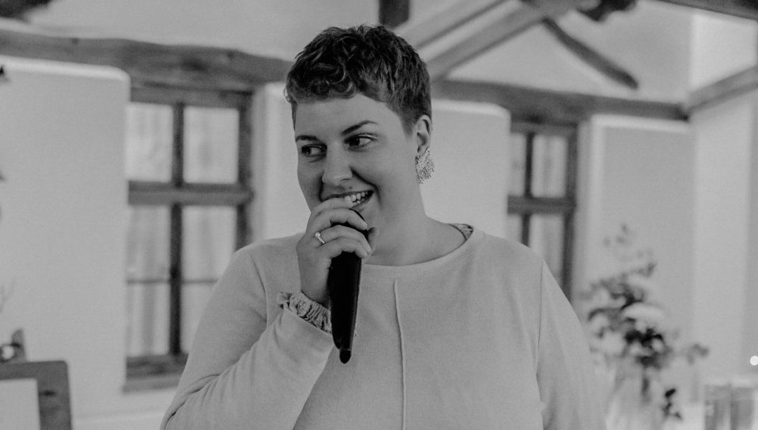 CLITERATUR #7 | Louisa Bahl – Das ABC der Küsse